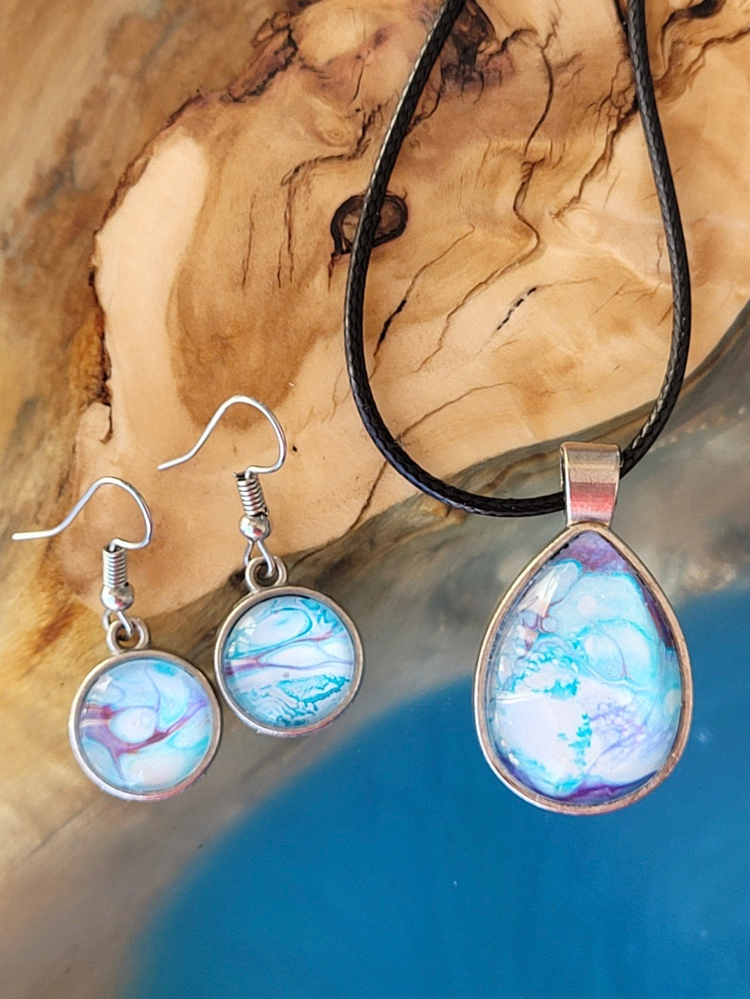 BOUCLES D’OREILLES